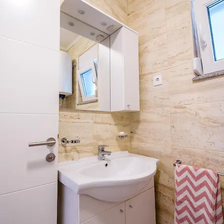 For Four With A Sea View Makarska