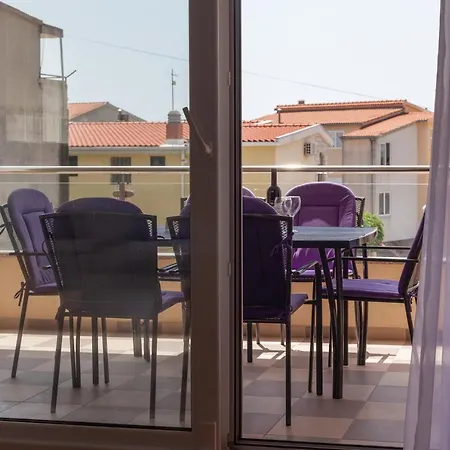 For Four With A Sea View Gostinjska kuća *
